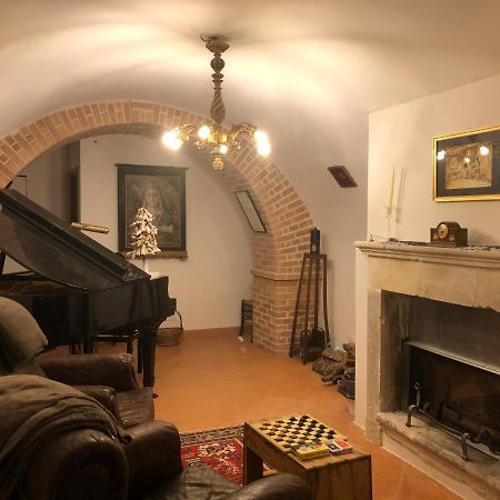Visione Via Peltuino 19 Apartment Prata d'Ansidonia Ngoại thất bức ảnh