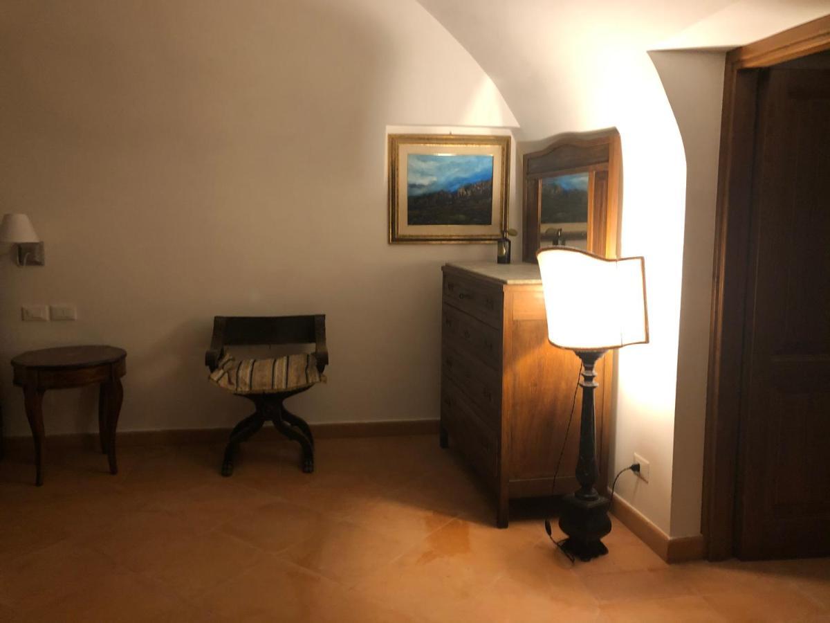 Visione Via Peltuino 19 Apartment Prata d'Ansidonia Ngoại thất bức ảnh